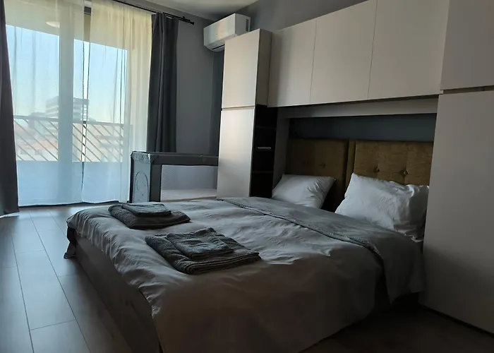 Brand-New 2 Bedroom Apartment In Central Sofia With Free Private Parking
